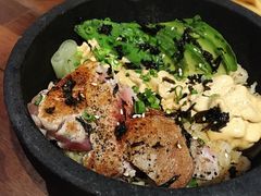 牛油果吞拿鱼石锅饭-ATLAS Kitchen 寰图厨房(雅居乐中心店)