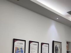 -雅悦齿科(顾村公园店)