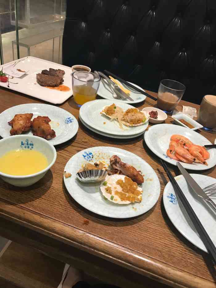 可兰牛排自助餐厅(大卫城店)-"我们去吃牛排很好吃,服务可以,.