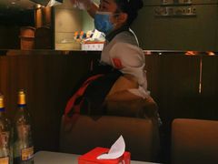 -海底捞火锅鲜切牛肉主题店(长寿路店)
