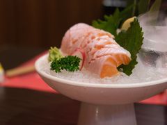 法罗三文鱼腩刺身-仙隐小鹿中华料理(南宁万象城店)