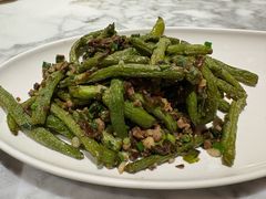 干煸四季豆-渝信川菜 · 川味家常菜(财富购物中心店)