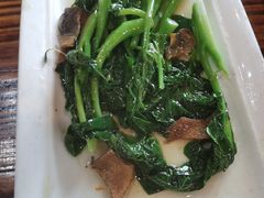 潮州芥兰-百年银屏蚝烙·潮汕菜·非遗(乐山店)
