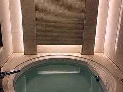 -舟山希尔顿酒店