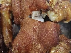 椒盐猪手-美兰春记食店·龙舌坡红烧牛肉