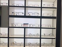 -荣视医眼镜(南外街店)