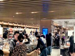 -茑屋书店(天目里店)