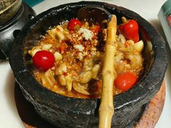 石锅美蛙-佬麻雀·剁椒鱼头(京基KK One店)