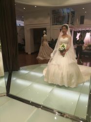 -VV新娘婚纱礼服体验馆