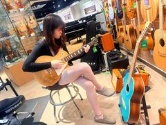 -柏斯音乐艺术中心·钢琴·吉他(上音店)