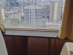 -东方豪景花园酒店·怡景旋转餐厅