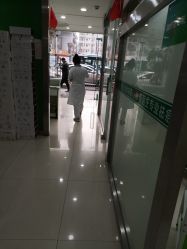 -苗医生专业祛痘·皮肤管理