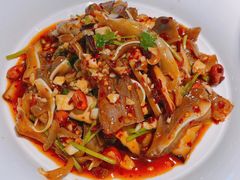 -费大厨辣椒炒肉(高铁吾悦广场店)