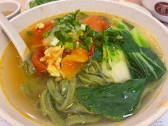 西红柿鸡蛋菠菜面-面点王·臻选(海岸城分店)