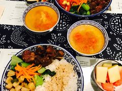 -蜗牛小馆醉乡民谣云南菜(惠新西里店)