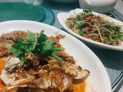 招牌煎焗大鱼头-粤·向群饭店(龙津东路总店)