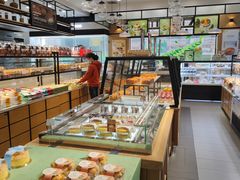 面包甜点陈列柜-超港·蛋糕面包(国购店)