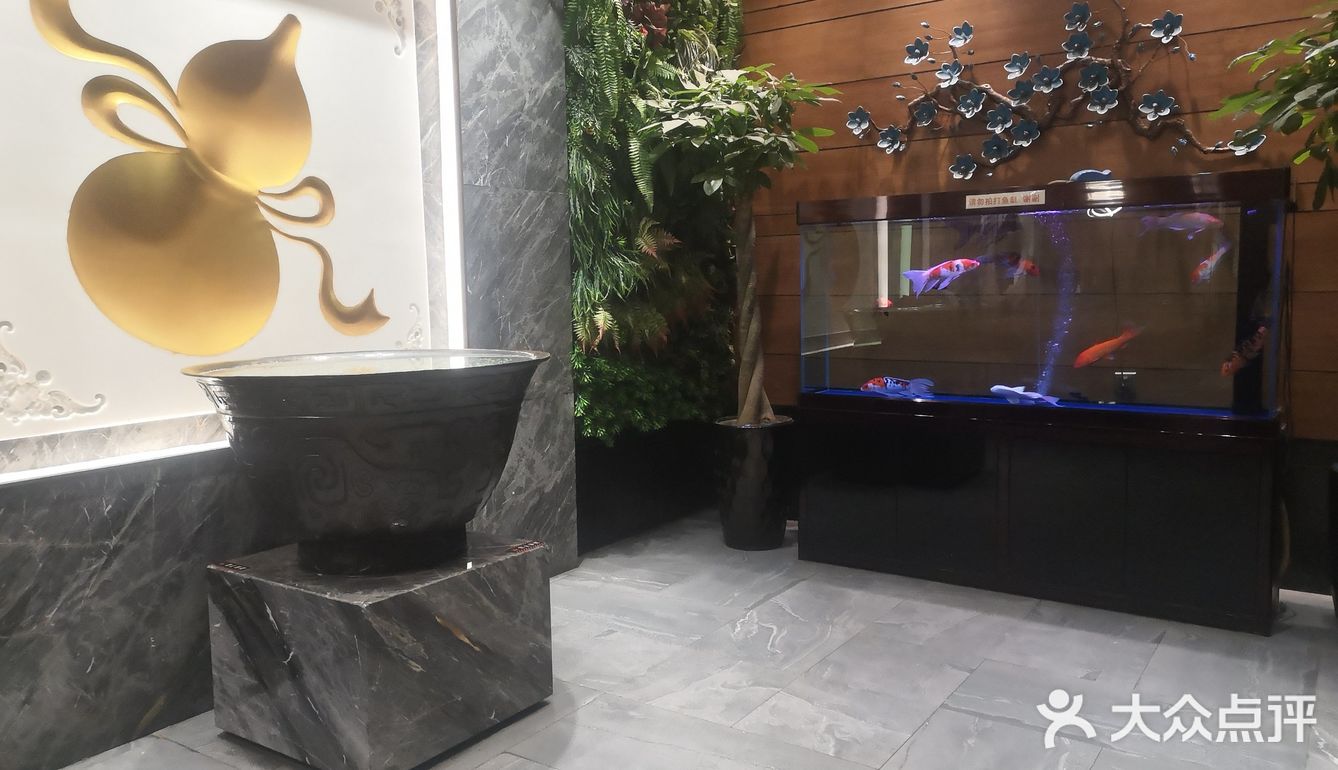 果然名不虚传。这里离我们住的河南鸿元酒店很近