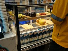 面包甜点陈列柜-茶百道(大卫城店)