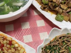 -洪霞餐馆
