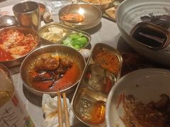 -草家酱蟹炭火烤肉店(珲春南路一店)