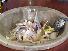 -姚记抚仙湖野生菌石锅鱼庄