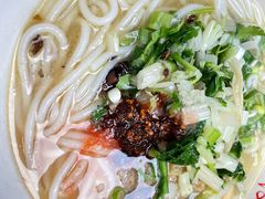 -文山荷鲜居(翠湖店)