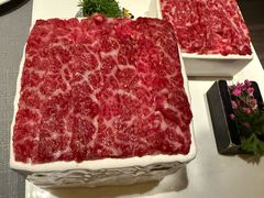 -左庭右院鲜牛肉火锅黑金店(陆家嘴中心店)
