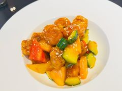 -艾美中餐厅·融合菜·海鲜·椰子鸡火锅(石梅湾艾美酒店)