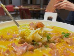 酸汤牛舌-宴小馆·小海鲜青岛菜(五四广场店)