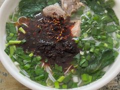 -龙树园麻辣米线