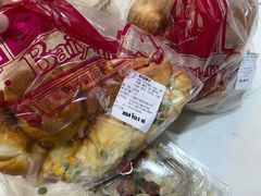-白玉兰食品(中山公园龙之梦店)