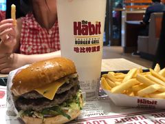 -The Habit Burger Grill 哈比特汉堡(爱琴海店)