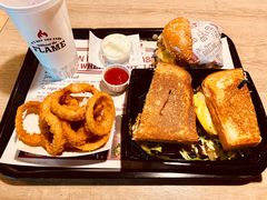 -The Habit Burger Grill 哈比特汉堡(复兴soho店)