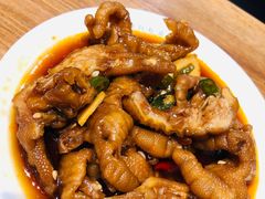 腌凤爪-牛吃草牛杂面(天一店)