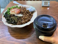 -CowCow其其·牛杂咖啡公司(六运店)