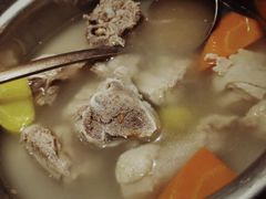 宁夏盐池滩羊手抓肉-丝路金桃·新疆菜(徐汇店)