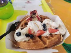 -Lotso Lunch Box 草莓熊餐盒