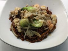 杂菌海鲜炒拉面-翡翠拉面小笼包(机场DFS店)