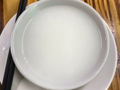 白粥-禄源公·老莞诚饭店
