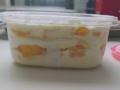 -蜜蜂小象·榴莲千层蛋糕(时代汇11栋店)