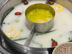 -江小渔鲜鱼火锅(应天西路店)