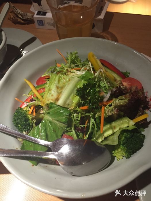 Lia Cafe Bar Restaurant松山咖啡屋图片