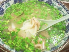 -老新隆牛肉锅贴(新街口店)