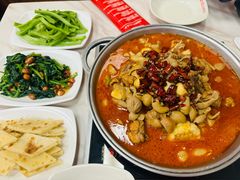 -彭记铁锅肥肠(东四总店)