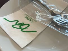 -Chom Cafe and Restaurant