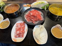 -呷哺呷哺(世贸.工三店)