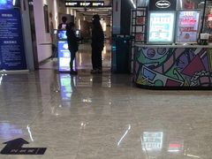 -保利万和CFR国际影城(钱江世纪城店)