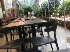 靠窗位-财神鸡煲(华强北店)