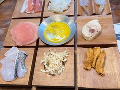 -银米·云南传统过桥米线(双廊黑金冠店)